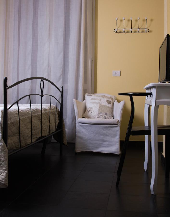 La Casetta B&B 세르누스코 술 나비글리오 외부 사진